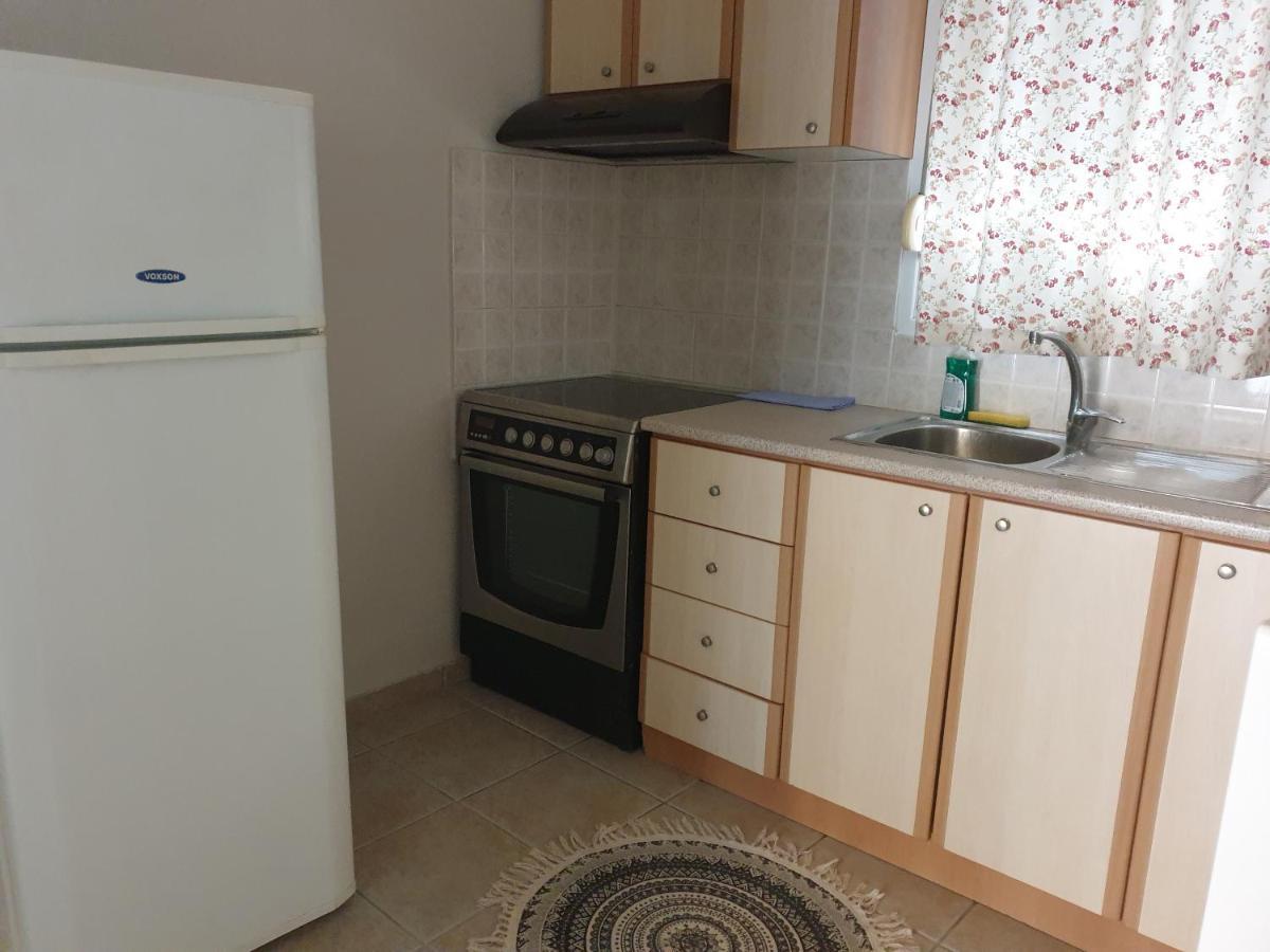 Comfortable Apartment In The Center Of Volos Very Close To The Port Esterno foto